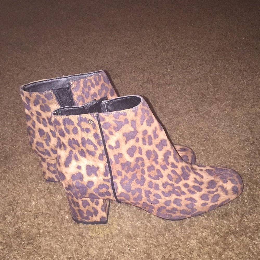 Sam & Libby leopard print shoes